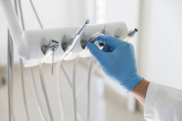 Professional Emergency Dentist technician working in Easton, PA